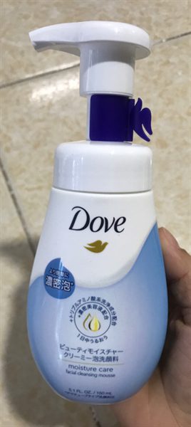 Sữa Rửa Mặt Tạo Bọt Dove-Vòi Xanh Dương