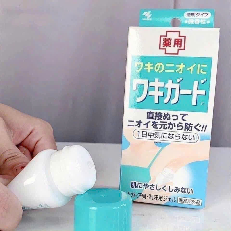 Lan Khu Mui Kobayashi Dang Gel 50Ml Thom Mat Suot Ngay