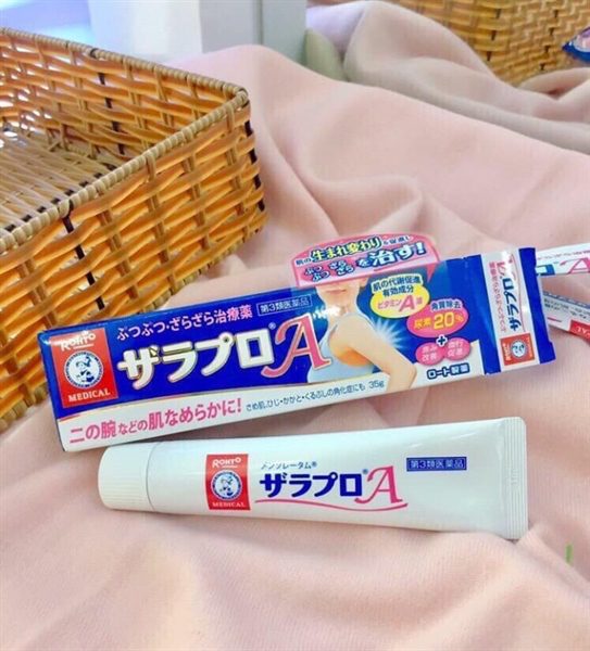 Kem Rohto 35G Giam Viem Nang Long Hieu Qua